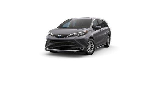 2024 Toyota Sienna XLE 8 Passenger
