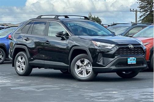 2025 Toyota RAV4 Hybrid LE