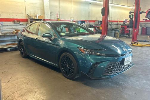 Ocean Gem 2025 Toyota Camry