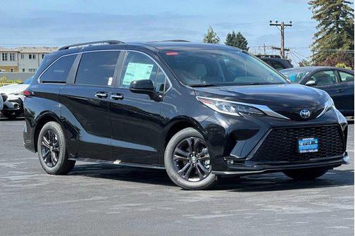 2024 Toyota Sienna XSE 7 Passenger
