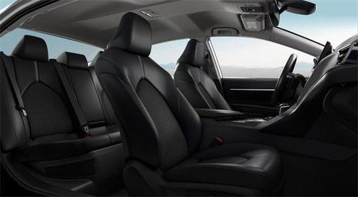 2024 Toyota Camry Hybrid SE