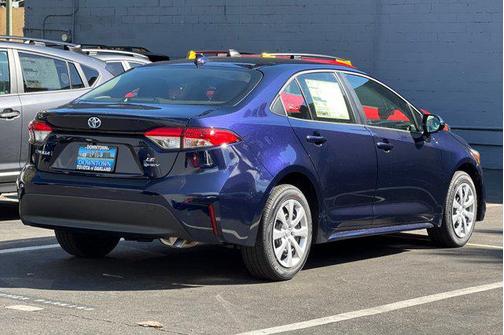 2025 Toyota Corolla Hybrid LE