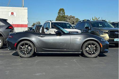 2016 Mazda MX-5 Miata Club