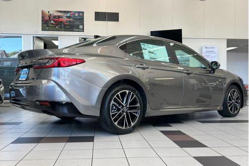 2025 Toyota Camry XLE