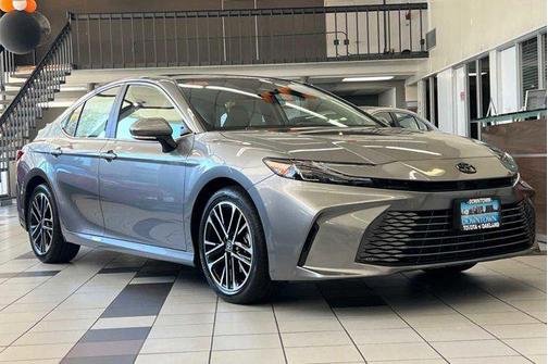 2025 Toyota Camry XLE