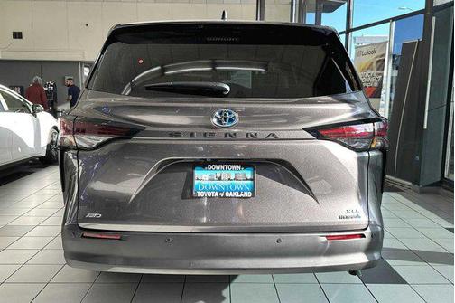 2024 Toyota Sienna XLE 7 Passenger