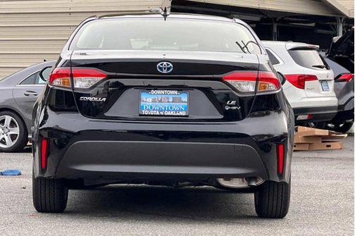 2025 Toyota Corolla Hybrid LE