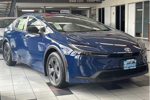 2024 Toyota Prius LE