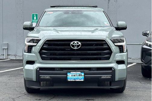 2025 Toyota Sequoia SR5