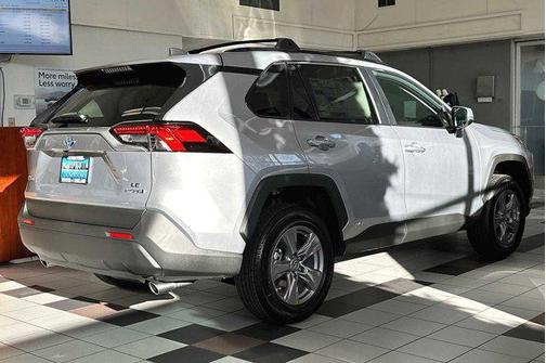 2024 Toyota RAV4 Hybrid LE