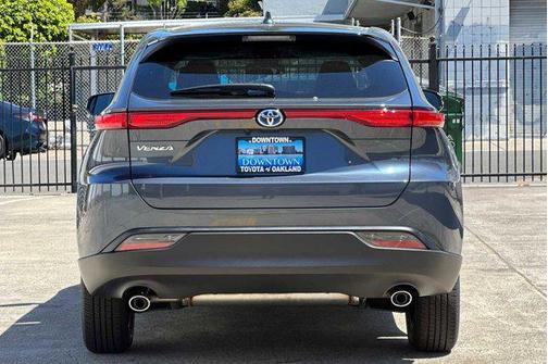 2024 Toyota Venza LE