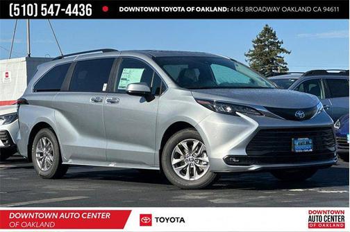 2025 Toyota Sienna XLE