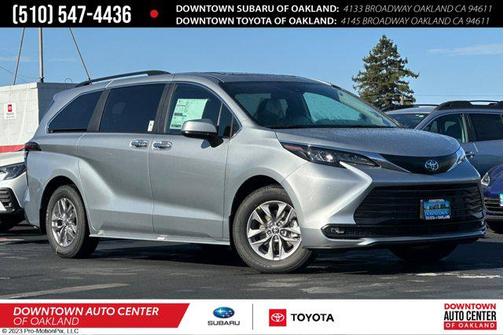 2025 Toyota Sienna XLE