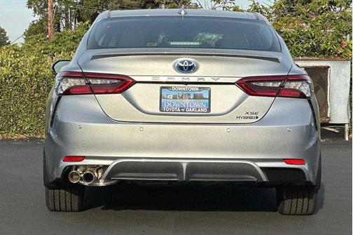2024 Toyota Camry Hybrid SE