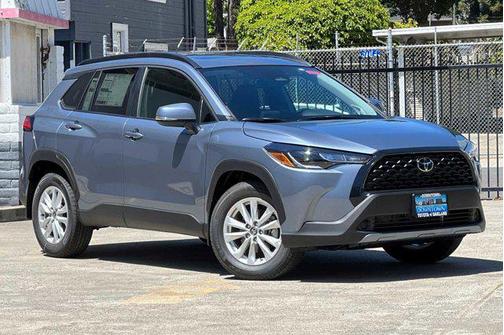 2024 Toyota Corolla Cross LE