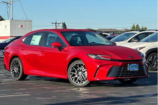 2025 Toyota Camry XLE