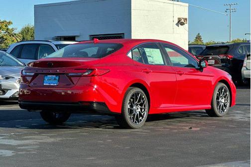 2025 Toyota Camry XLE