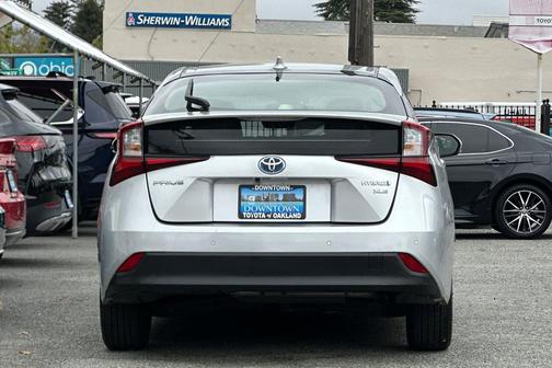 Classic Silver Metallic 2022 Toyota Prius XLE