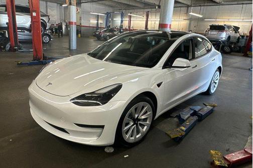 2023 Tesla Model 3 Standard Range