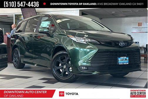 2025 Toyota Sienna Woodland Edition