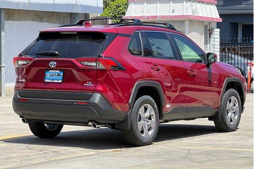 2024 Toyota RAV4 Hybrid LE