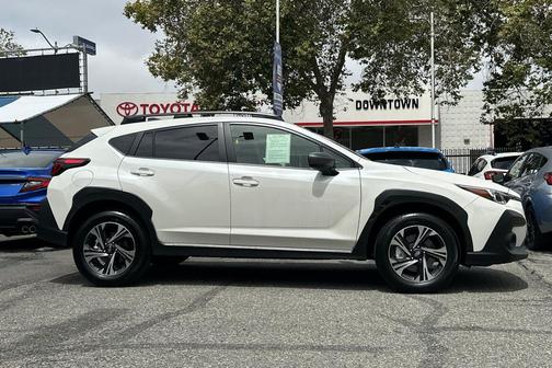 Crystal White Pearl 2025 Subaru Crosstrek Premium