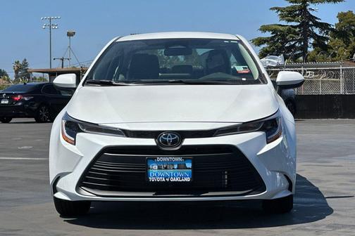 Wind Chill Pearl 2026 Toyota Corolla LE