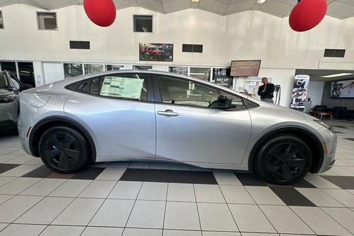 Cutting Edge 2026 Toyota Prius Plug-In Hybrid SE