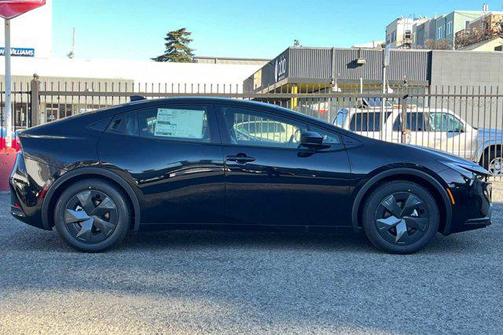2024 Toyota Prius LE