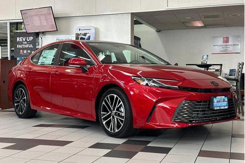 2025 Toyota Camry XLE