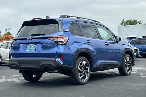 2025 Subaru Forester Hybrid Premium