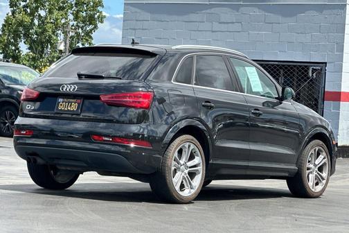 2017 Audi Q3 2.0T Premium Plus