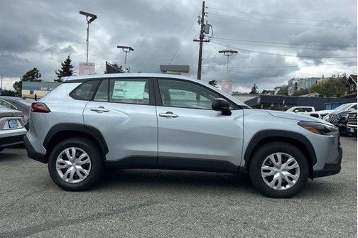 Sonic Silver 2026 Toyota Corolla Cross L