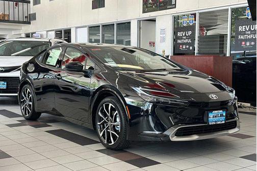 Midnight Black Metallic 2026 Toyota Prius Plug-In Hybrid XSE