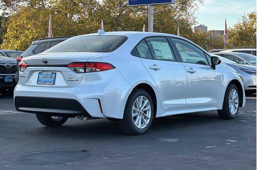 2024 Toyota Corolla Hybrid LE