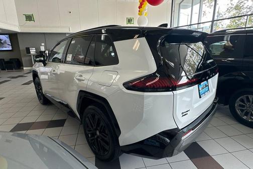 Wind Chill Pearl w/Black Roof 2026 Toyota RAV4 Plug-In Hybrid XSE