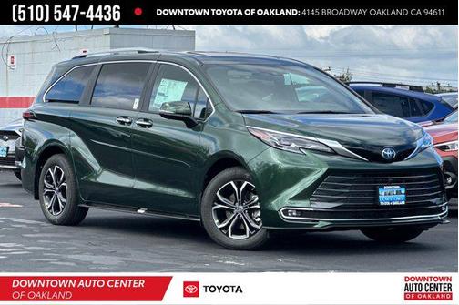 2025 Toyota Sienna Platinum 7 Passenger