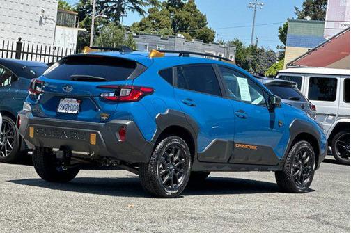 Geyser Blue Pearl 2025 Subaru Crosstrek Wilderness