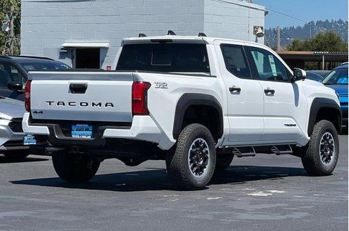 2025 Toyota Tacoma TRD Off Road