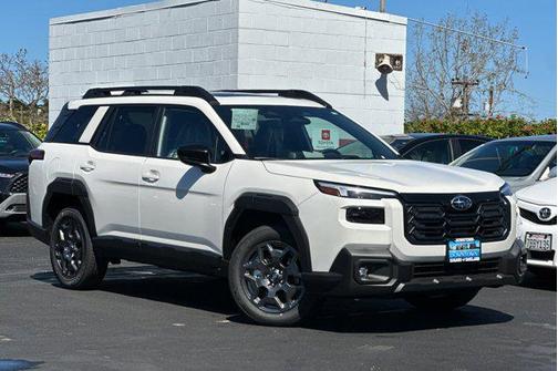 Crystal White Pearl 2026 Subaru Outback Premium