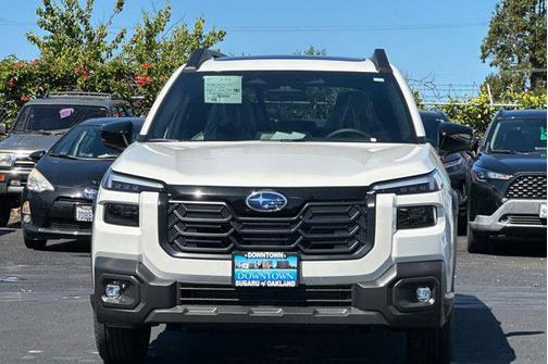 Crystal White Pearl 2026 Subaru Outback Premium