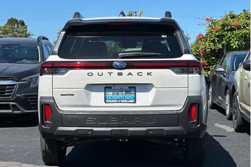 Crystal White Pearl 2026 Subaru Outback Premium