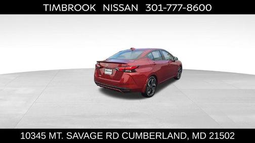 Scarlet Ember 2023 Nissan Versa 1.6 SR