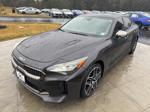 2022 Kia Stinger GT1