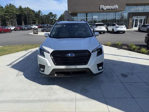 2022 Subaru Forester Premium