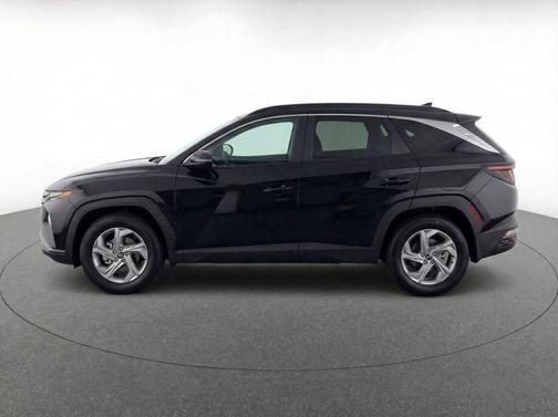 Black 2023 Hyundai TUCSON SEL