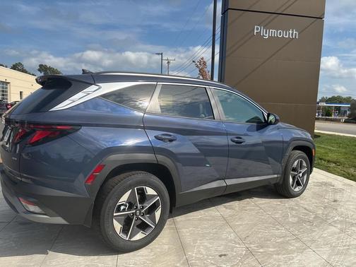 2026 Hyundai TUCSON SEL