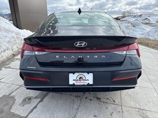 Black 2026 Hyundai ELANTRA SEL SPORT PREMIUM