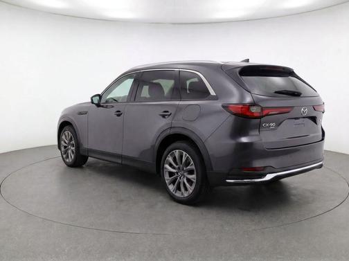 Platinum 2025 Mazda CX-90 3.3 Turbo Preferred Package