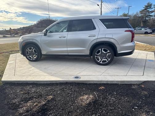 2024 Hyundai PALISADE Limited